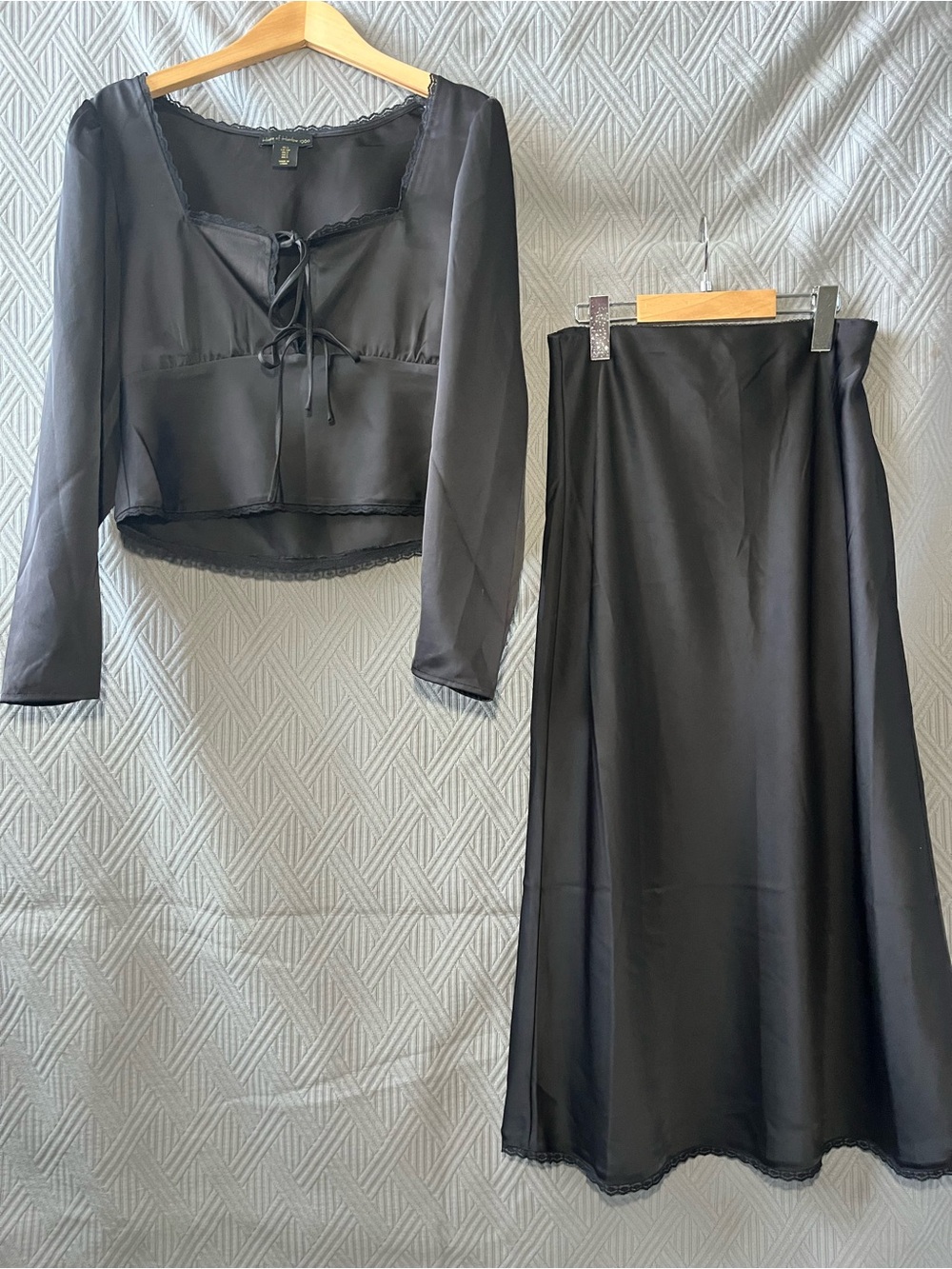 House of Harlow 1960 Black Satin Maxi Skirt